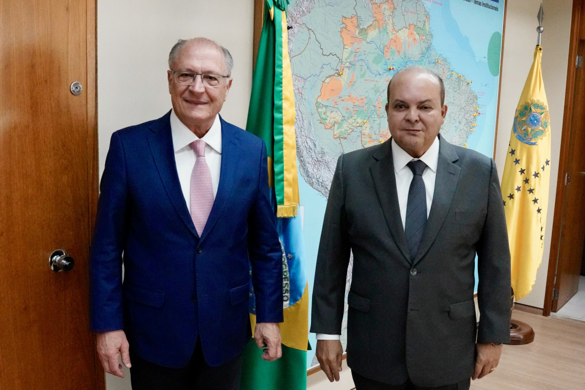 Governador do DF se encontra com Alckmin e propõe reunião de governadores para discutir tarifas de Trump