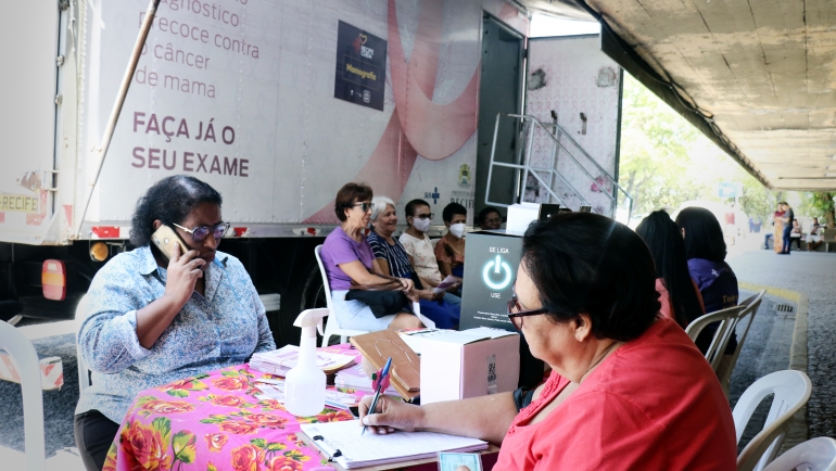Secretaria de Saúde do Recife oferece 2 mil vagas de mamografia gratuita em agosto