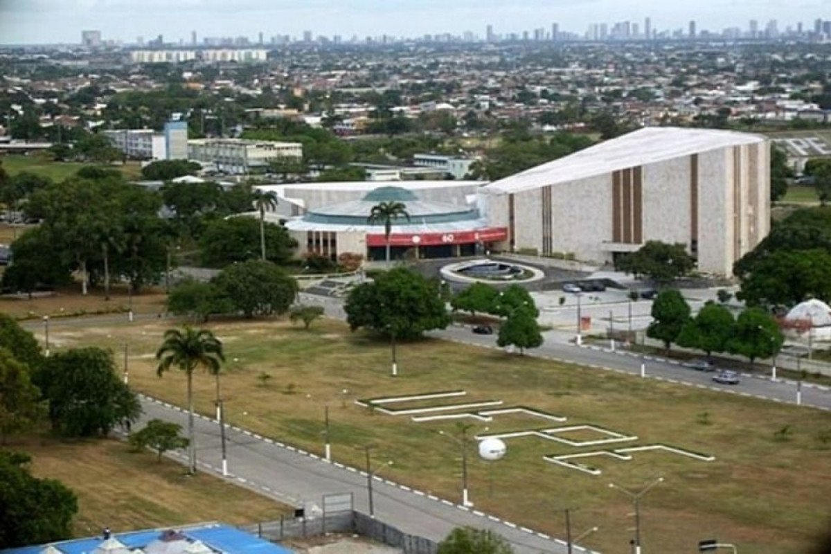 UFPE abre concurso público com salários de até R$ 13,2 mil