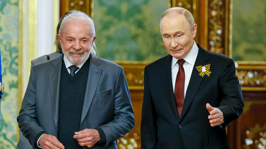 Putin telefona para Lula e conversa sobre Ucrânia e Brics