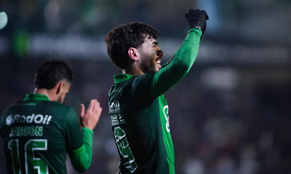Juventude vence Corinthians e acende esperança na luta contra o rebaixamento