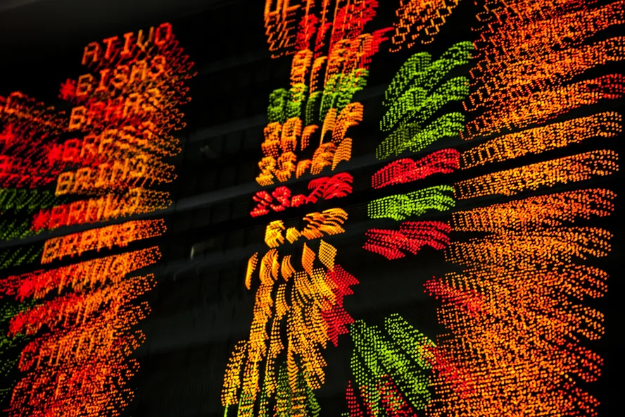 Ibovespa afunda com bancos em "encruzilhada" após decisão de Flávio Dino sobre Lei Magnitsky