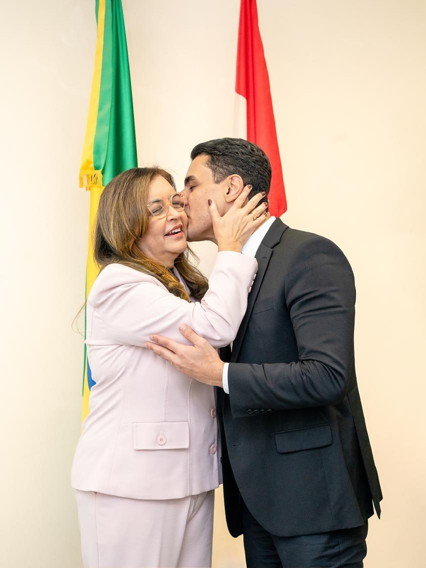 Prefeito JHC homenageia a mãe, senadora Eudocia Caldas, em seu aniversário